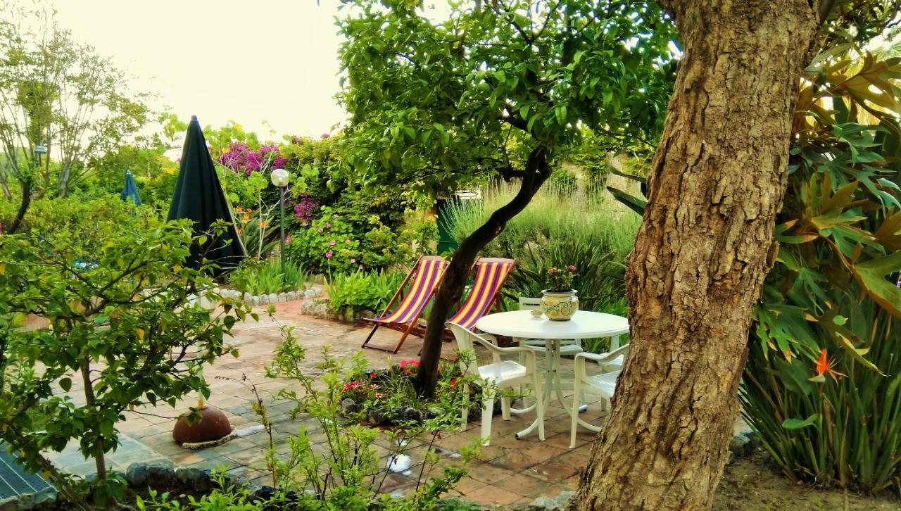 Seafront Apartments Garden House Taormina Exterior photo